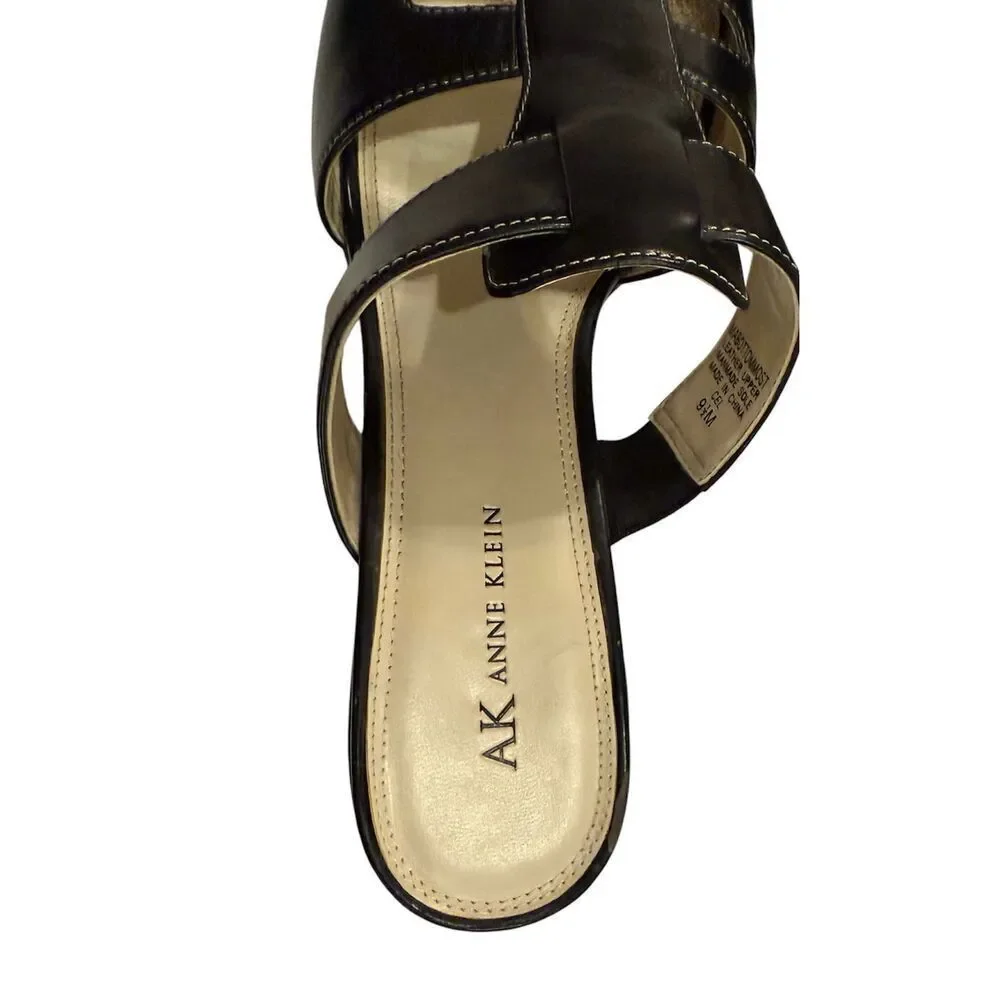 Anne Klein Women’s Black Slip In Sandals Kitten Heel Sz. 9.5 Spring Mother’s Day
